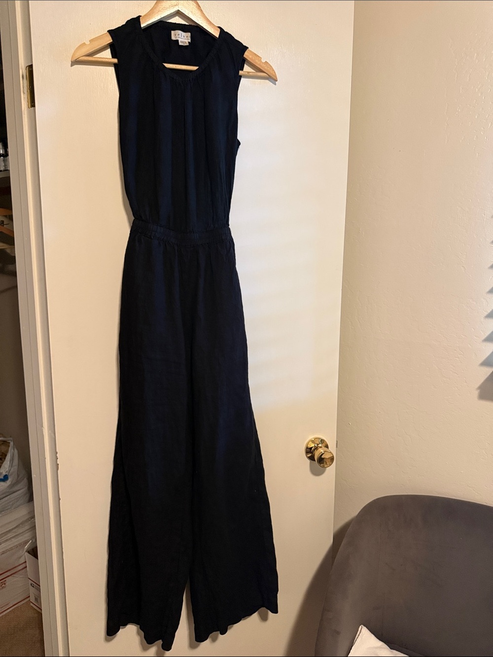 VELVET by Graham and Spencer Sleeveless open back linen black Jumpsuit